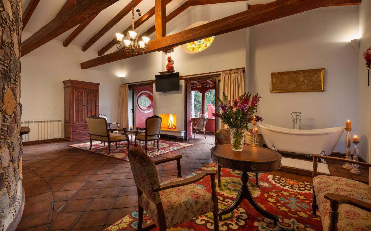 Hotel Boutique Casa Colorada Pátzcuaro Buitenkant foto